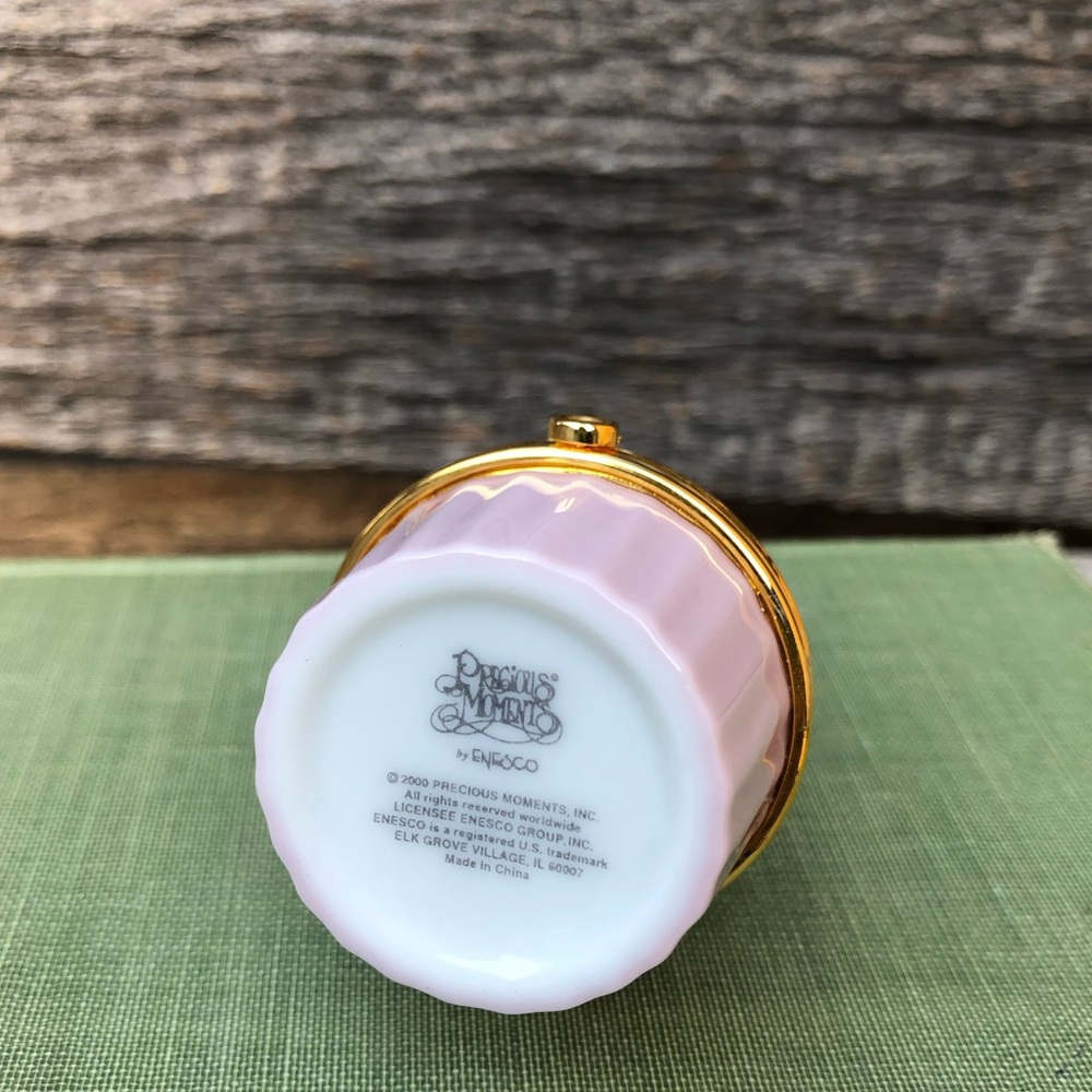 Precious Moments Pink and Gold Trinket Box tooth fairy Pill box Sad eyes Hinged - Picture 7 of 10